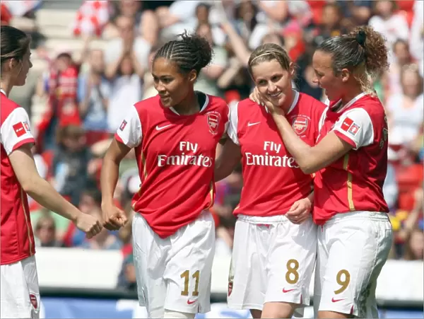 Kelly Smith celebrates scoring Arsenals 1st goal with Lianne Sanderson