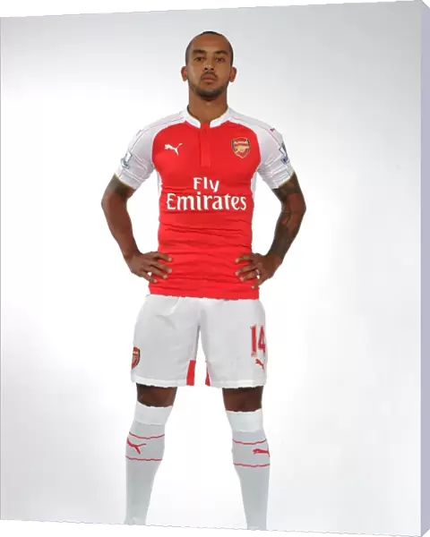 Arsenal Football Club: Theo Walcott at 2015-16 Team Photocall