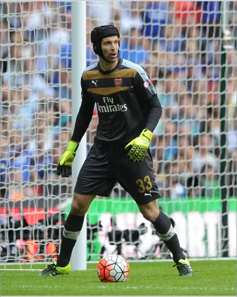 Petr Cech: Arsenal's Focused Goalkeeper in FA Community Shield Clash Against Chelsea (2015-16)