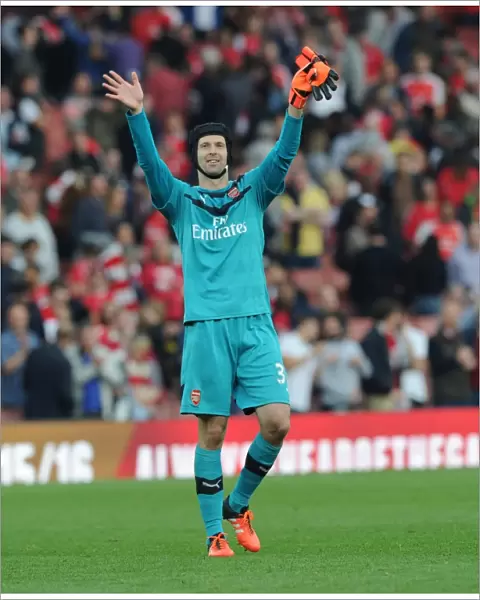 Arsenal vs. Manchester United: Petr Cech's Emotional Farewell Amid Intense Rivalry (2015 / 16)