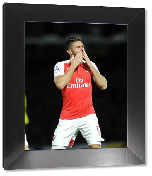Olivier Giroud celebrates scoring Arsenals 2nd goal