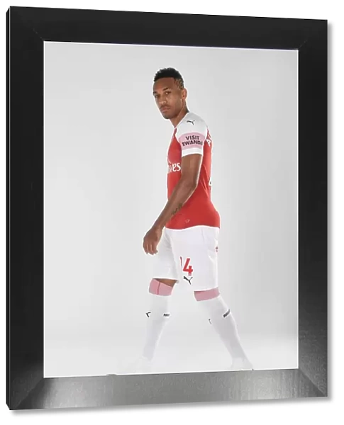 Arsenal First Team: Pierre-Emerick Aubameyang at 2018 / 19 Photo-call