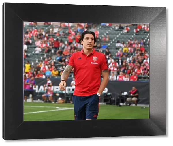 Arsenal's Hector Bellerin: Gear Up Moment Before Arsenal FC vs. FC Bayern at the International Champions Cup, 2019