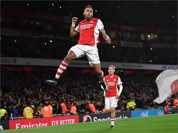 Arsenal's Aubameyang Scores His Second Goal: Arsenal 2-0 Aston Villa (2021-22 Premier League)