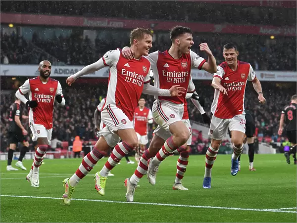 Arsenal: Odegaard and Tierney's Celebration - 2 Goals Against Southampton (Premier League 2021-22)