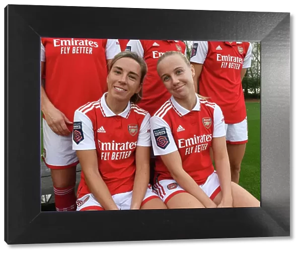Arsenal Women's Squad 2022-23: Jordan Nobbs and Beth Mead Lead the Charge