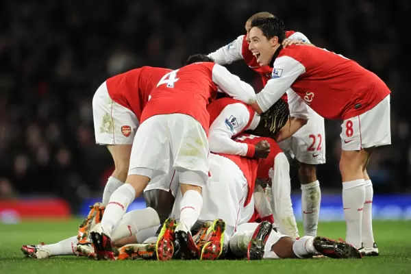 Alex Song's Goal Celebration: Arsenal's 3:1 Victory Over Chelsea in the Premier League