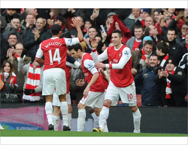 Van Persie, Fabregas, and Walcott: Arsenal's Triumphant Goal Celebration vs. Wigan Athletic (3:0)