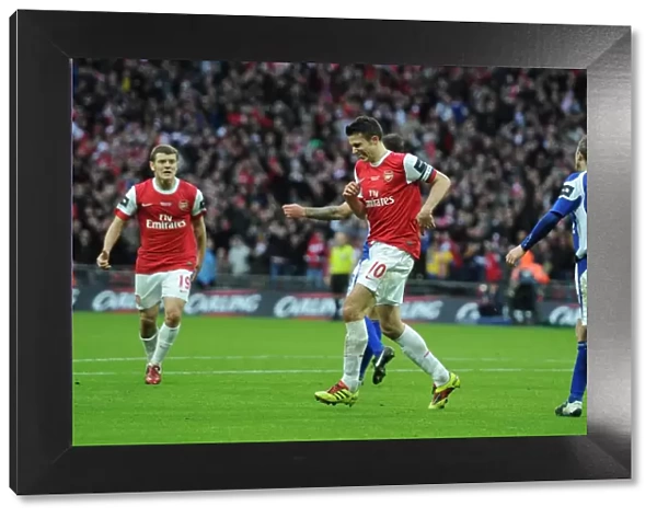 Robin van Persie's Injured Goal: Arsenal's Agony in 1:2 Defeat to Birmingham City, Carling Cup Final, 2011
