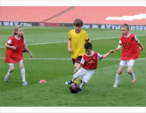 Young Gunners Struggle: Arsenal 1-2 Aston Villa (2011)
