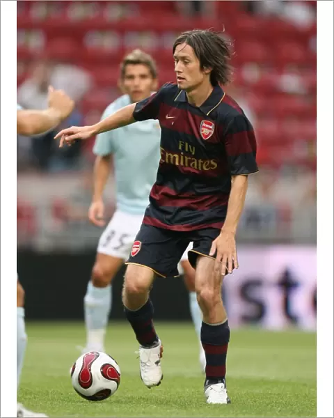 Tomas Rosicky in Action: Arsenal's 2-1 Win over Lazio at Amsterdam ArenA (2007)