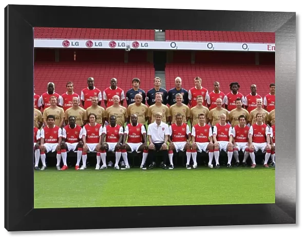 Arsenal Team Group with balls
