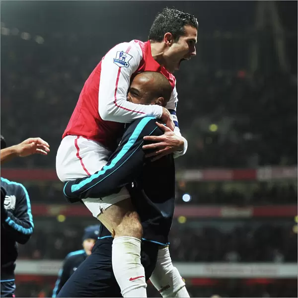Arsenal's Van Persie and Henry Celebrate Goals in FA Cup Win over Aston Villa