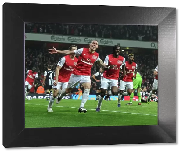 Arsenal's Robin van Persie Scores Second Goal Against Newcastle United (2011-12)