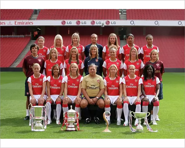 Arsenal Ladies team group. Arsenal Ladies Photocall. Emirates Stadium, 7  /  8  /  07. Credit