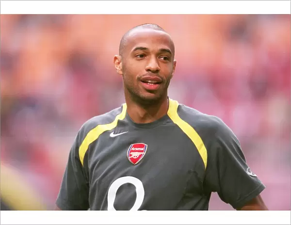 Thierry Henry Leads Arsenal to Glory: 2-1 Victory over Porto, Amsterdam Tournament 2005