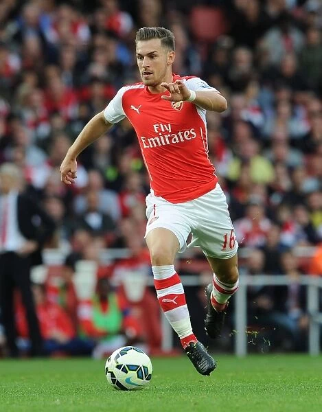 Aaron Ramsey in Action: Arsenal vs Hull City, Premier League 2014-15