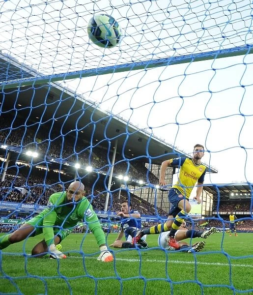Aaron Ramsey Scores the Opener: Everton vs. Arsenal, Premier League 2014 / 15