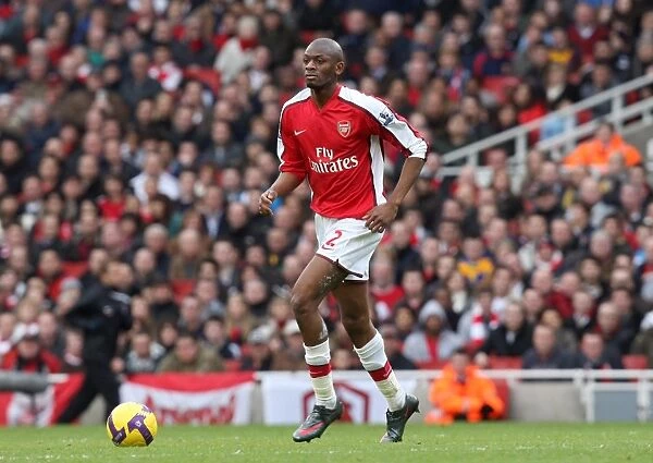 Abou Diaby in Action: Arsenal vs. Fulham, 0:0 Stalemate, Emirates Stadium, 2009