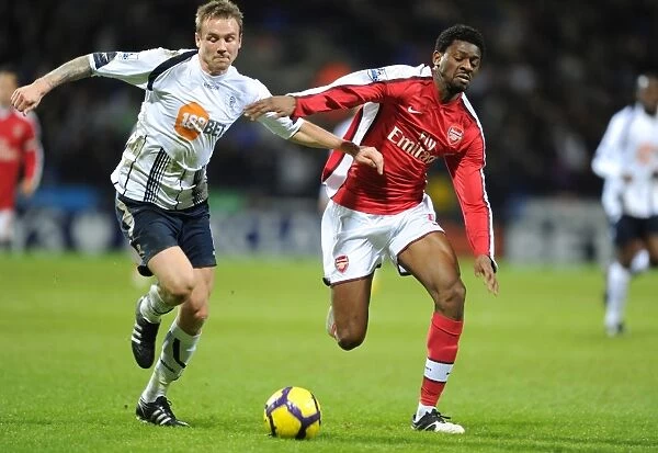 Abou Diaby and Matt Taylor Clash: Arsenal's Victory Over Bolton Wanderers (0:2)