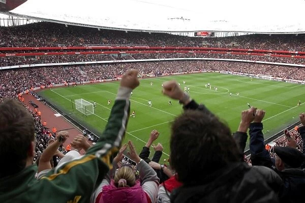 Adebayor's Euphoric Goal: Arsenal's 3-0 Victory Over Tottenham, FA Premiership, 2006