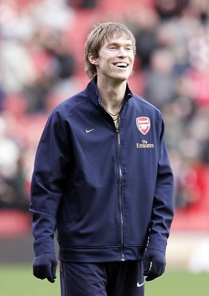 Alex Hleb Focuses Before Arsenal's 3:0 FA Cup Victory Over Newcastle United, Emirates Stadium (2008)