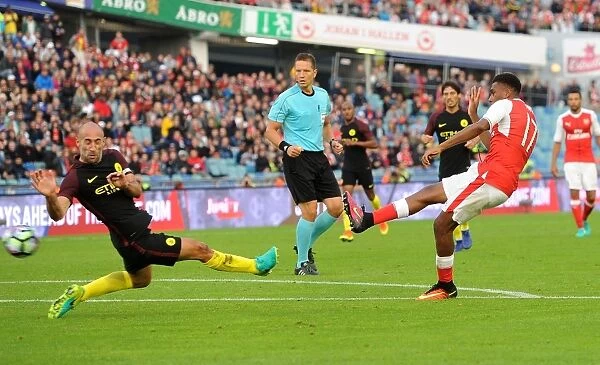 Alex Iwobi Scores First Arsenal Goal: Arsenal vs Manchester City, 2016 Pre-Season Friendly, Gothenburg