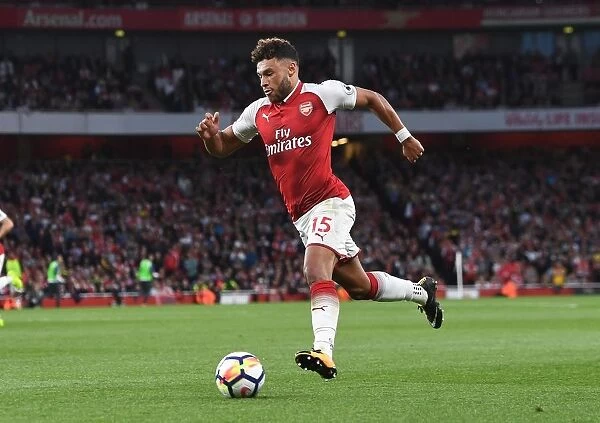 Alex Oxlade-Chamberlain: In Action for Arsenal Against Leicester City, Premier League 2017-18