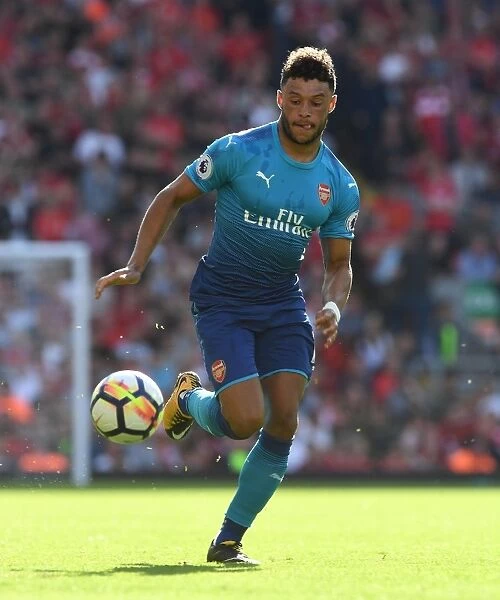 Alex Oxlade-Chamberlain: In Action Against Liverpool, Premier League 2017-18 (Arsenal vs Liverpool)