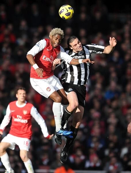Alex Song (Arsenal) Andy Carroll (Newcastle). Arsenal 0: 1 Newcastle United