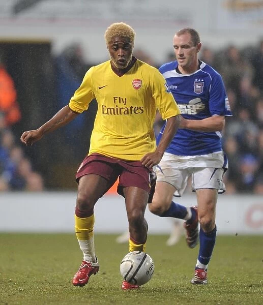 Alex Song (Arsenal) Colin Healy (Ipswich). Ipswich Town 1: 0 Arsenal, Carling Cup Semi Final 1st Leg