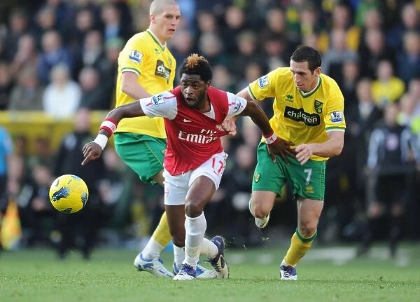 Alex Song Outmaneuvers Andrew Crofts: Norwich City vs Arsenal, Premier League 2011-12