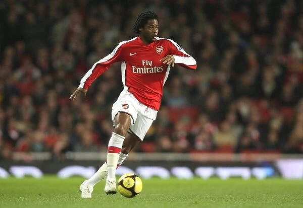 Alex Song's Dominant Display: Arsenal's 4-0 FA Cup Victory Over Cardiff City