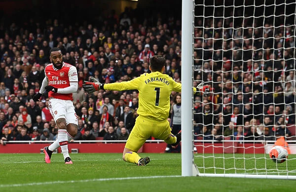 Alexandre Lacazette Scores the Winning Goal: Arsenal FC vs West Ham United, Premier League 2019-2020