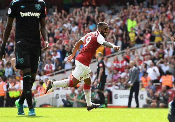 Alexandre Lacazette's Brace: Arsenal Crushes West Ham 4-1 in Premier League Showdown