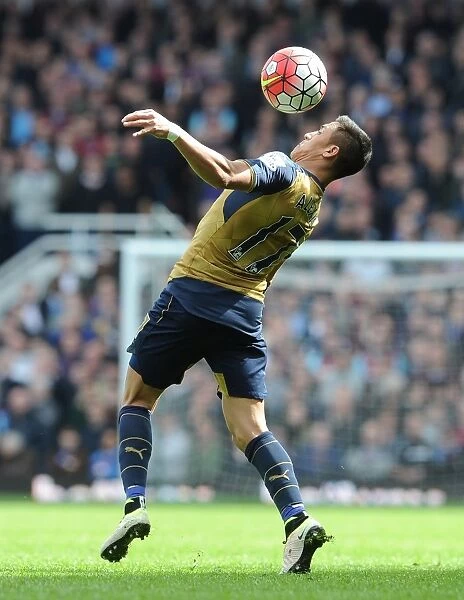 Alexis Sanchez in Action: Arsenal vs. West Ham United, Premier League 2015-16