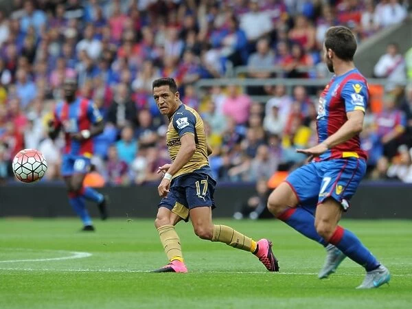 Alexis Sanchez in Action: Premier League 2015-16 - Arsenal vs. Crystal Palace