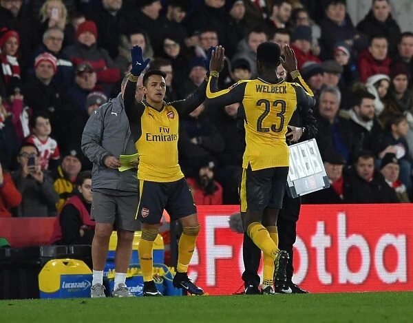 Alexis Sanchez Replaces Injured Danny Welbeck in Arsenal's FA Cup Clash against Southampton