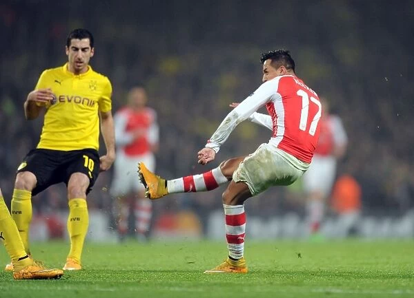 Alexis Sanchez Scores Second Goal: Arsenal FC vs Borussia Dortmund, UEFA Champions League, 2014