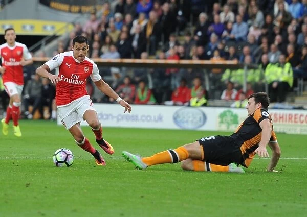 Alexis Sanchez's Third Goal: Arsenal Triumphs Over Hull City, Premier League 2016-17