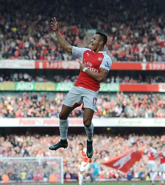 Alexis Sanchez's Thrilling Debut Goal: Arsenal vs Manchester United, Premier League 2015 / 16