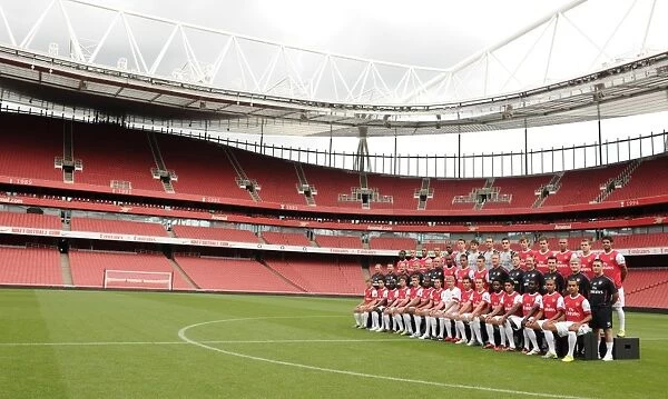 Arsenal 1st Team: United at Emirates - 2010-11 Squad Photocall and Membersday