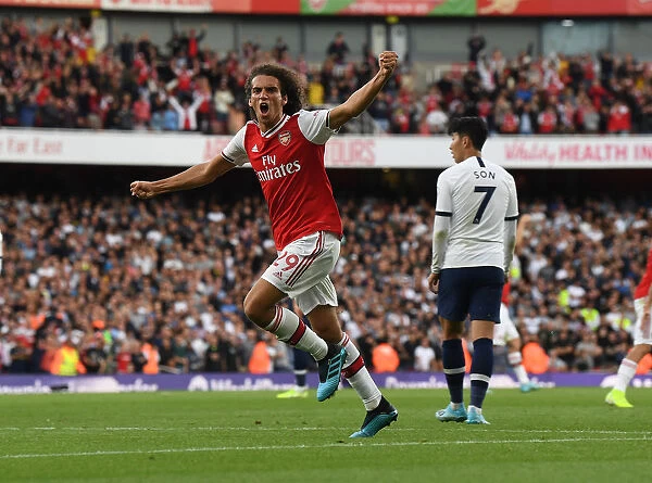 Arsenal Celebrate Aubameyang's Goal: Arsenal FC vs. Tottenham Hotspur, Premier League 2019-20