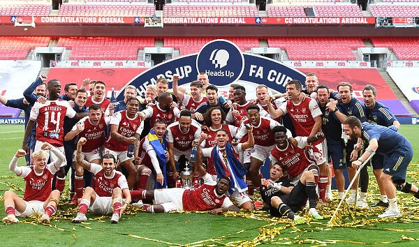 Arsenal Celebrates FA Cup Victory Over Chelsea at Empty Wembley Stadium (2020)