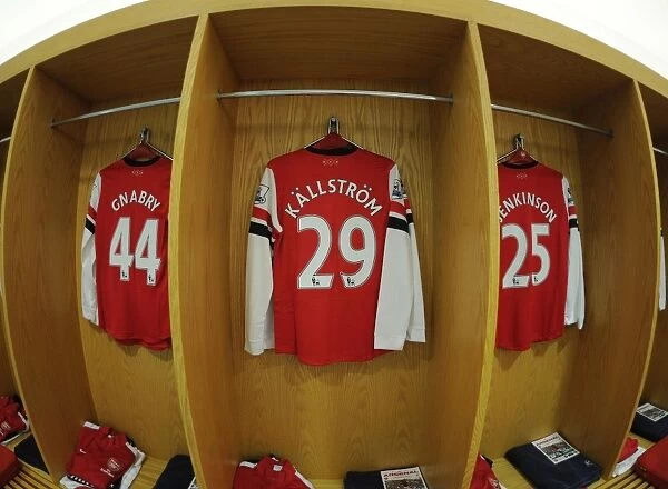Arsenal Changing Room: Gnabry, Kallstrom, Jenkinson Prepare for Swansea Clash (2013-14)