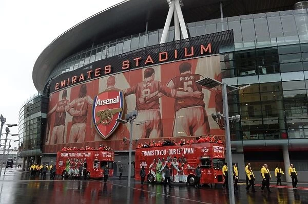 Arsenal FA Cup Victory Parade: Celebrating at Emirates Stadium (May 31, 2015)
