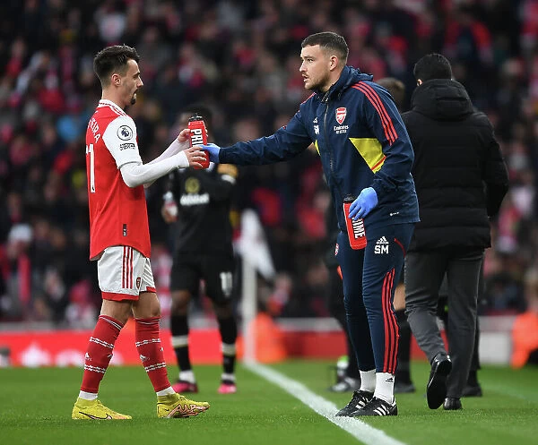 Arsenal: Fabio Vieira Receives Treatment from Physio Simon Murphy vs AFC Bournemouth, Premier League 2022-23