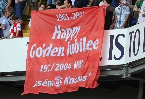 Arsenal Fans Defiant Roar: 2-1 Loss at White Hart Lane, Premier League 2011-12