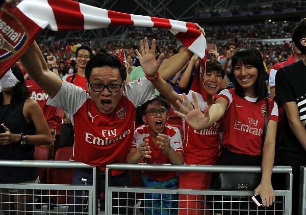 Arsenal Fans Unite Before Asia Trophy Clash vs. Everton, Singapore 2015