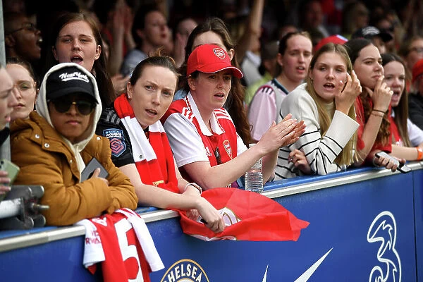 Arsenal Fans Unite: Chelsea vs. Arsenal - FA Women's Super League Showdown, Kingston upon Thames (2023)